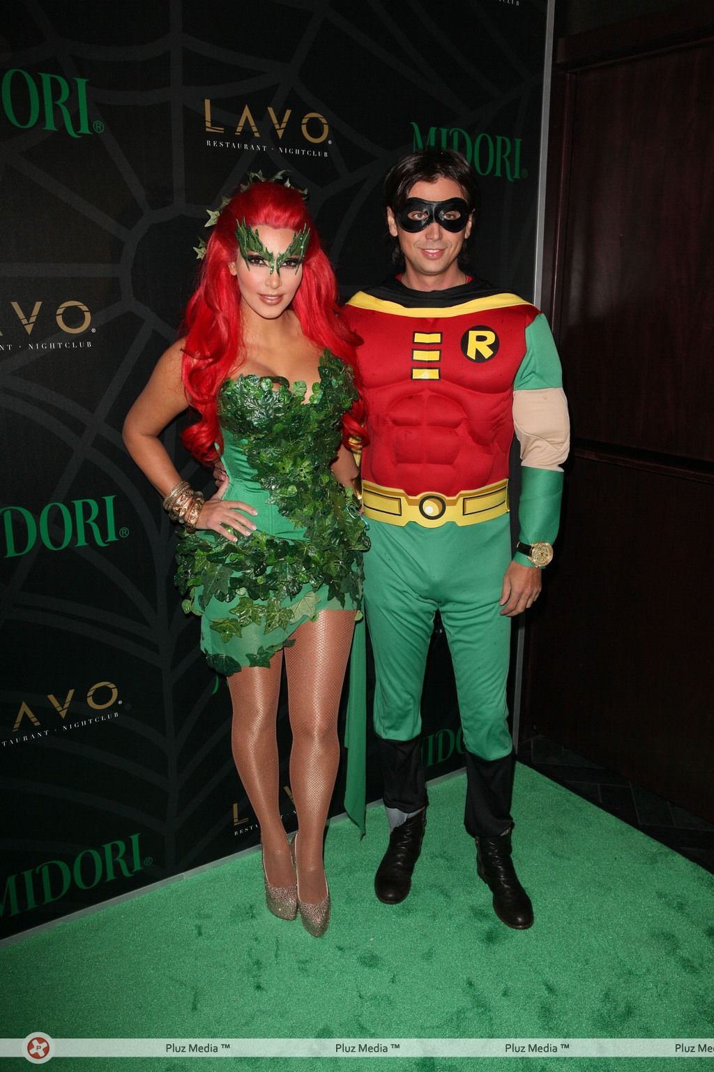 Kim Kardashian hosts the Midori Melon Green Halloween Party | Picture 113377